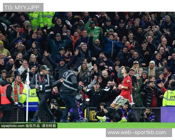 弗莱彻之子杰克在曼联U21比赛中被红牌罚下将面临两场停赛处罚 弗莱彻之子杰克在曼联U21比赛中被红牌罚下将面临两场停赛处罚